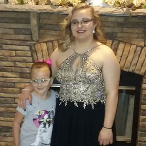 Meet your Posher, Debra